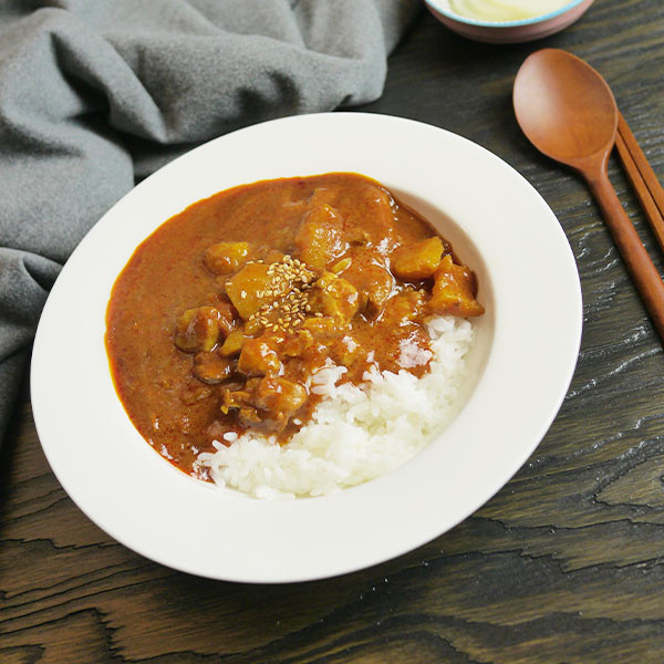 한품-치킨커리덮밥소스(상온)